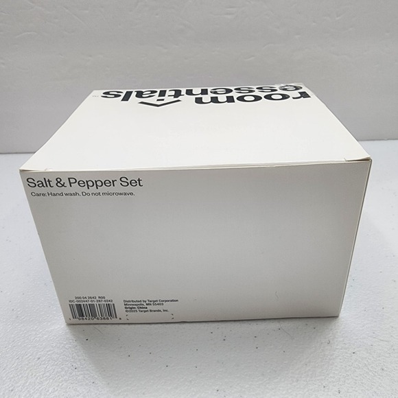 Arches Salt &Pepper Stoneware Shakers Room Essentials New In Box - Picture 6 of 9